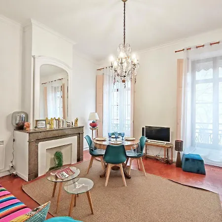 Maison Carree - Hyper Centre -2ch * Nîmes