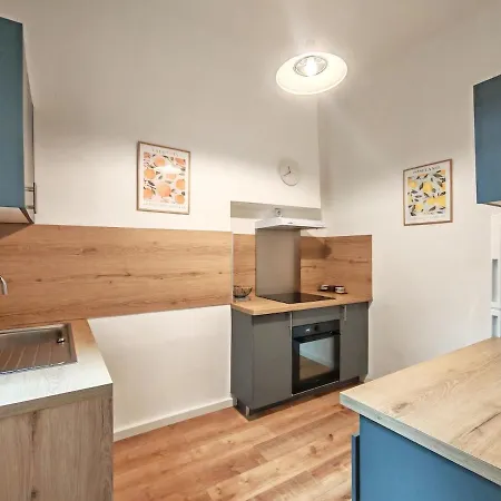 Maison Carree - Hyper Centre -2ch Appartement Nîmes